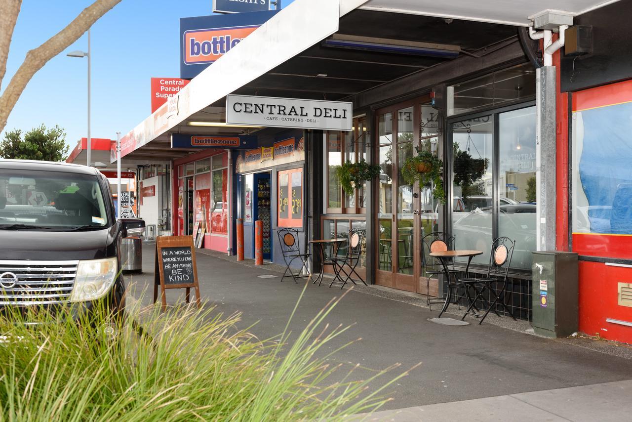 Convenient Family Bach With Easy Access To Blake Park The Beach And Downtown Mount Maunganui Εξωτερικό φωτογραφία